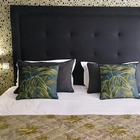 Hotel Diana