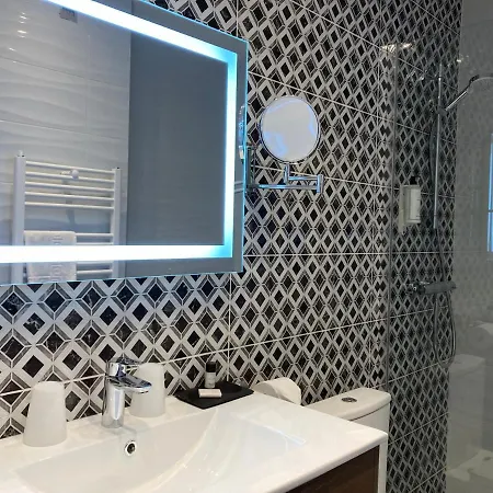 Hotel Diana 3*