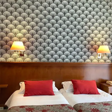 Hotel Diana